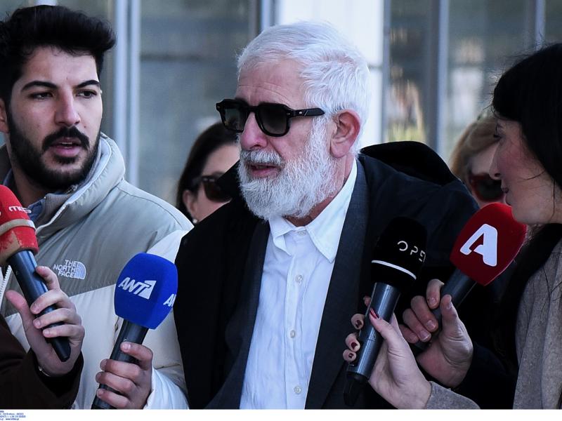 Πέτρoς Φιλιππίδης