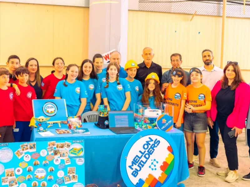 Μαθητές στο φεστιβάλ Ρομποτικής