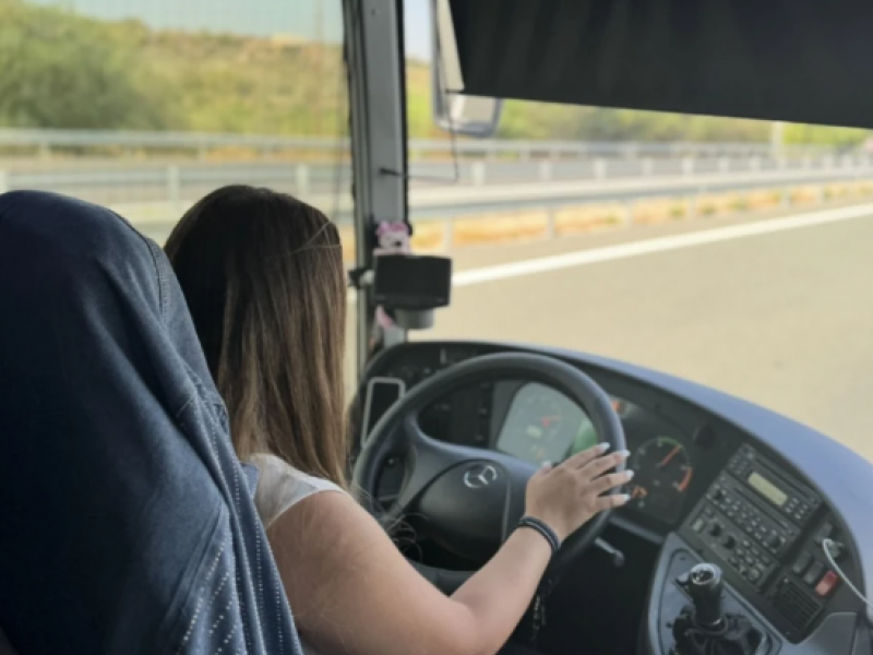 Οδηγός λεωφορείου