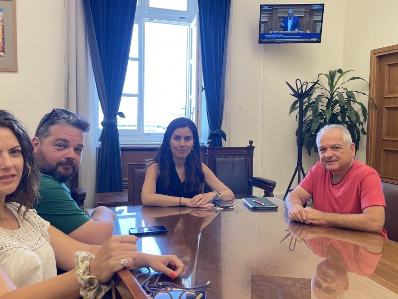 ΣΥΝΑΝΤΗΣΕΙΣ ΠΡΟΕΔΡΩΝ ΣΥΛΛΟΓΩΝ ΚΑΛΛΙΤΕΧΝΙΚΩΝ ΣΧΟΛΕΙΩΝ ΑΤΤΙΚΗΣ ΜΕ ΤΗΝ ΚΟΙΝΟΒΟΥΛΕΥΤΙΚΗ ΟΜΑΔΑ ΤΗΣ ΝΔ ΚΑΙ ΜΕ ΤΗΝ ΑΝΤΙΠΕΡΙΦΕΡΕΙΑΡΧΗ ΠΑΙΔΕΙΑΣ