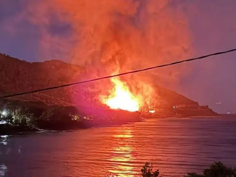 Φωτιά στη Θάσο