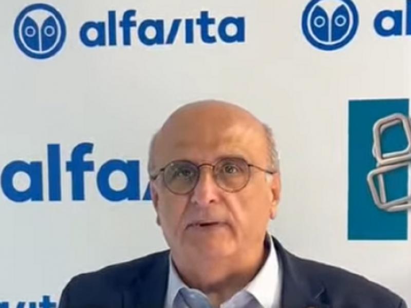 Χρήστος Μπούρας