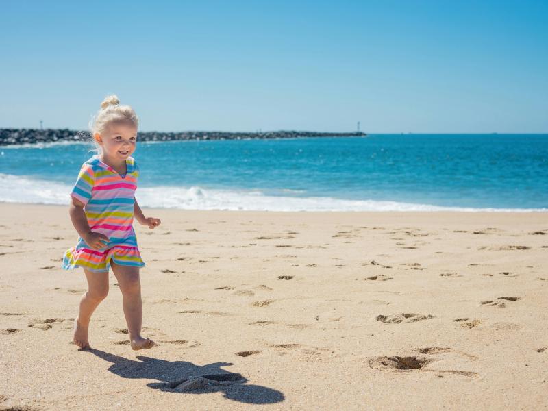 Παιδιά στην παραλία
