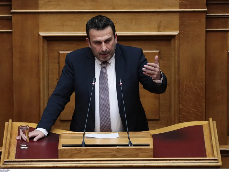 Στέφανος Παραστατίδης