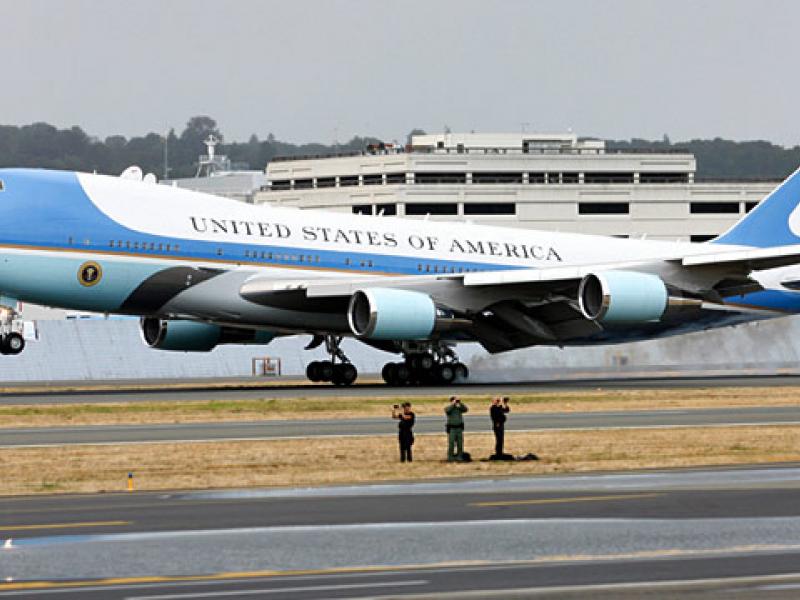 ap_air_force_one_boeing_field_ll_120217_wmain.jpg