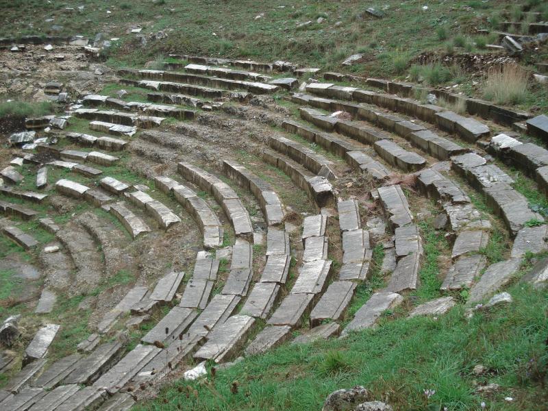 arhaio_theatro_gitanis1.jpg