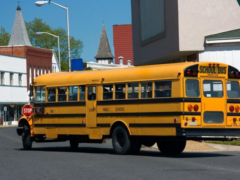 canada-school-bus.jpg
