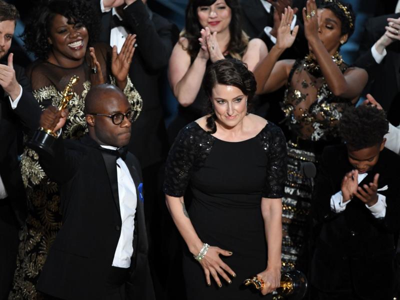 ct-oscars-2017-moonlight-best-picture-error-20170226.jpg