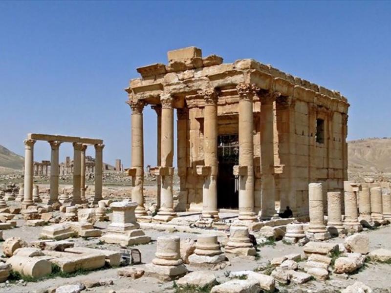 egklima-polemou-i-katastrofi-tou-naou-tou-dios-baal-stin-palmura.jpg