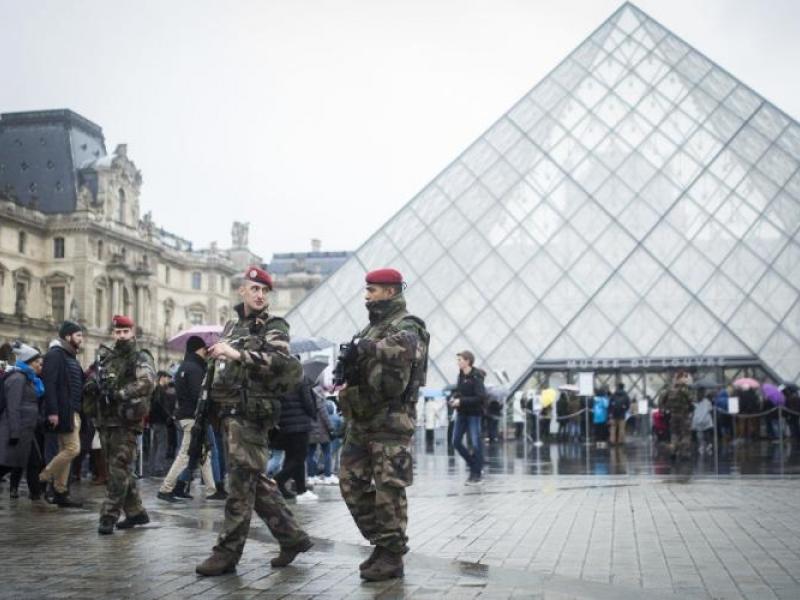 france-louvre-attack.jpg