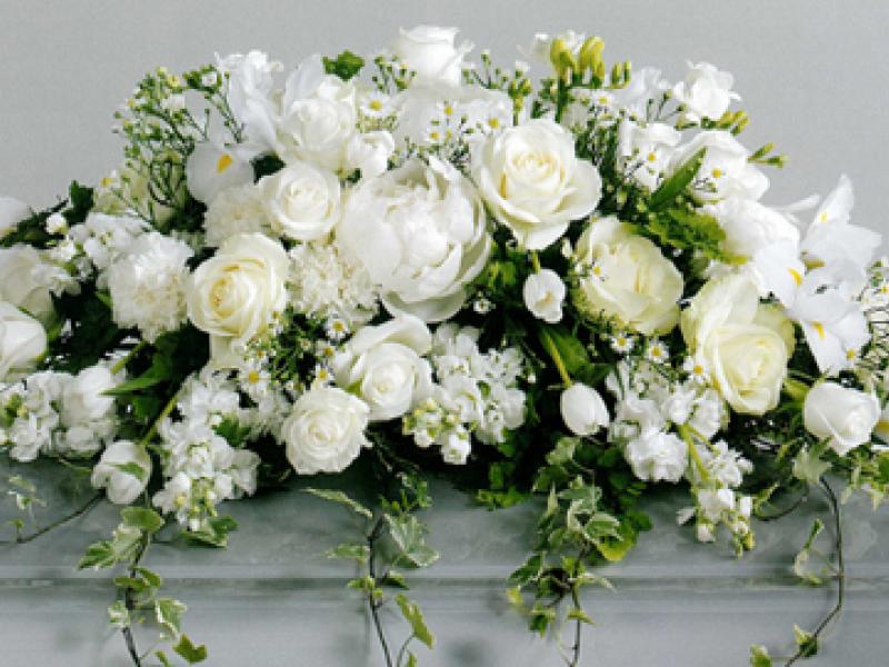 funeral-flowers-roses.jpg