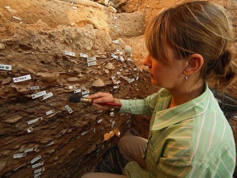 αρχαιολόγοι