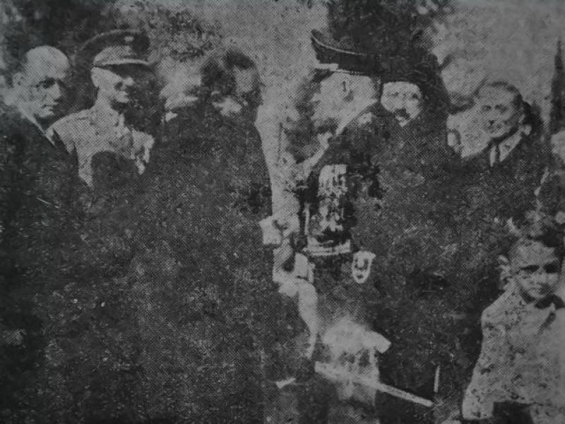 Φωτό: Χρυσοχόου και Περικλής Βιζουκίδης υποδέχονται τους Γερμανούς κατακτητές στη Θεσσαλονίκη