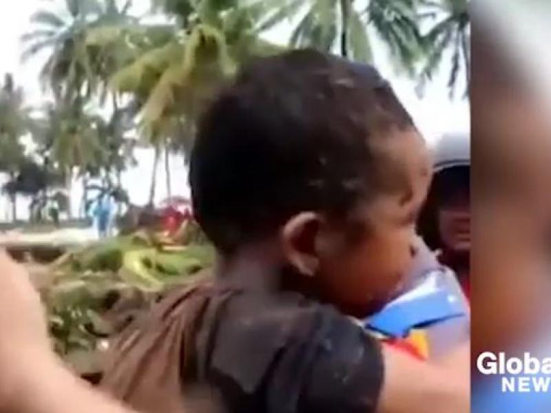 Διάσωση παιδιού στην Ινδονησία