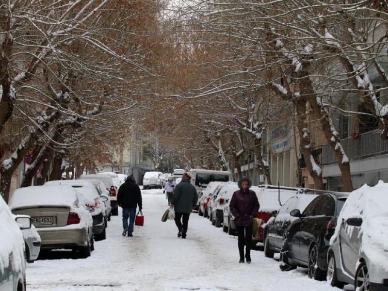 εργαζομενοι χιονι