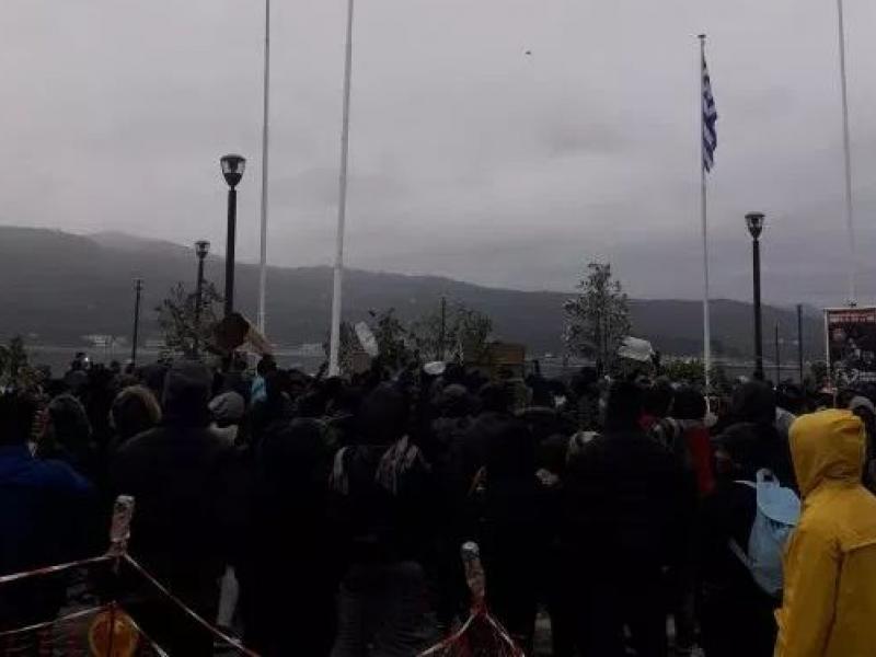 Μετανάστες στη Σάμο