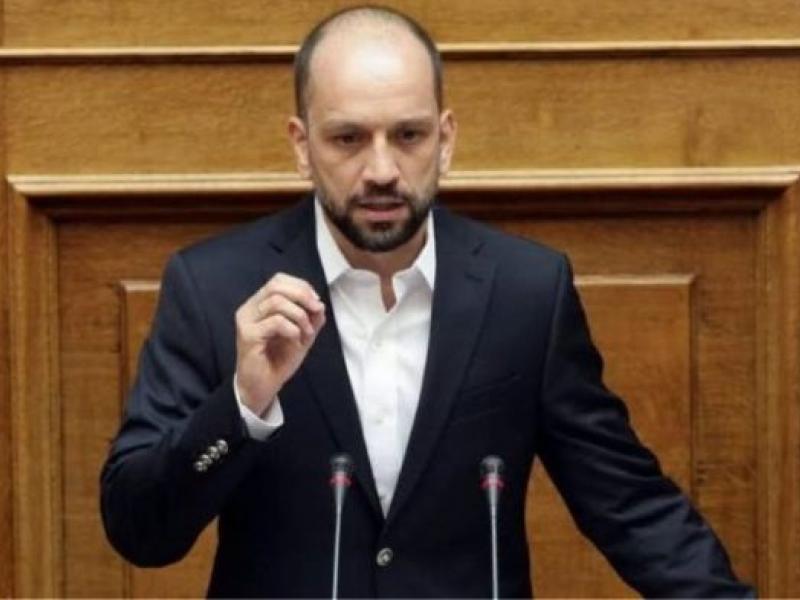 Κώστας Μπάρκας