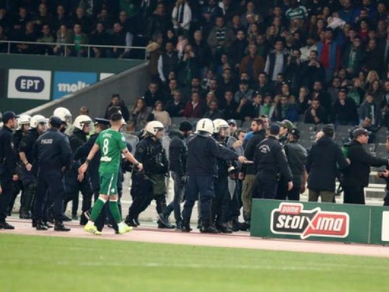 Άγρια επεισόδια στο ντέρμπι