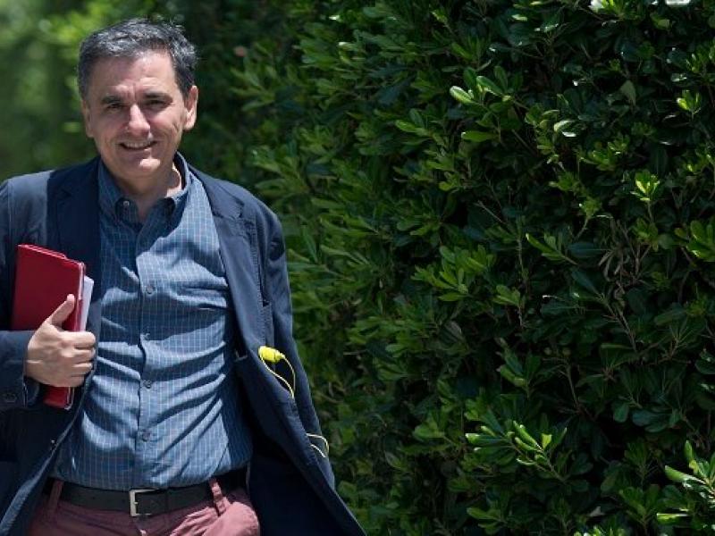 tsakalotos_732019_922.jpg