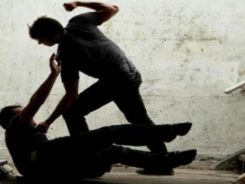 Βίαιος καυγάς