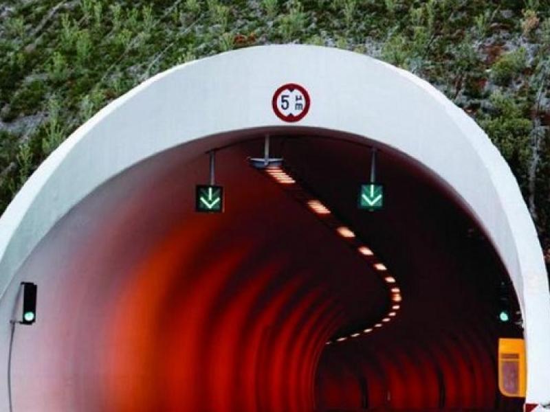 σήραγγα Βοτονοσίου