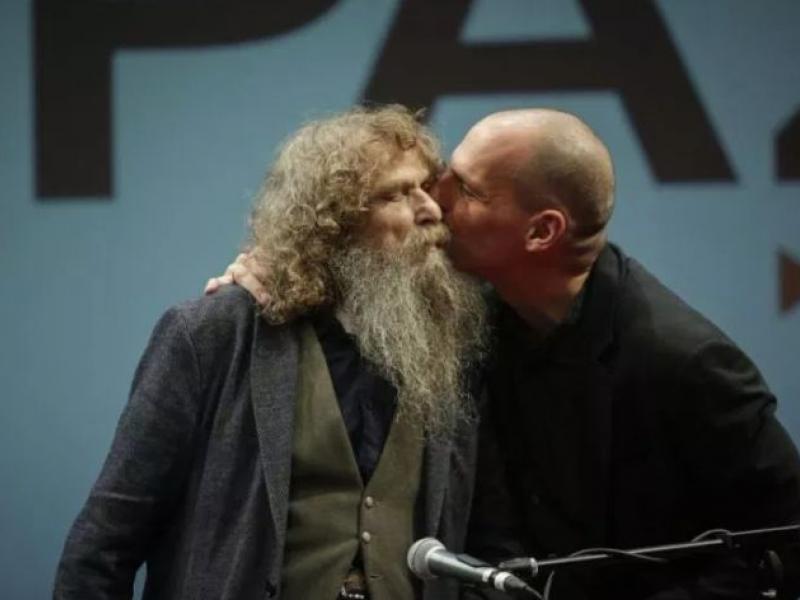 Ψαραντώνης και Γιάννης Βαρουφάκης