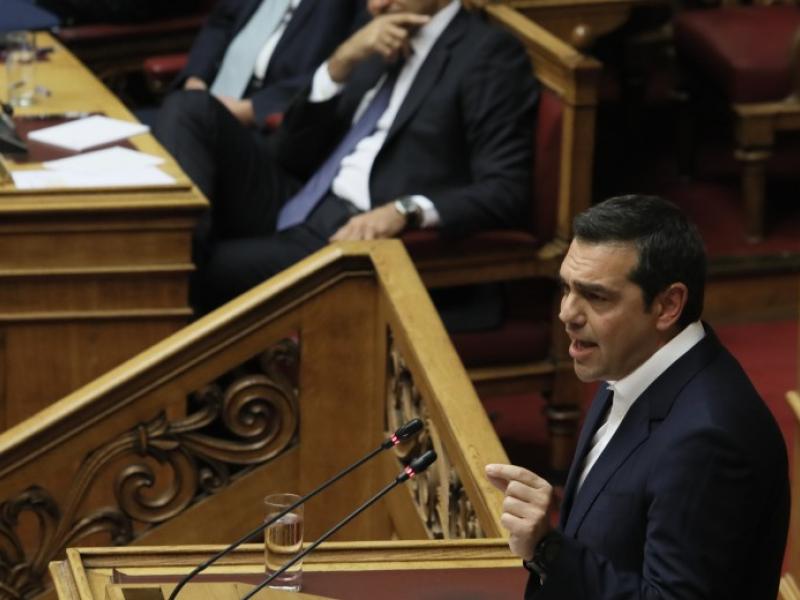 al._tsipras_oi_exi_enohes_siopes_mitsotaki.jpg