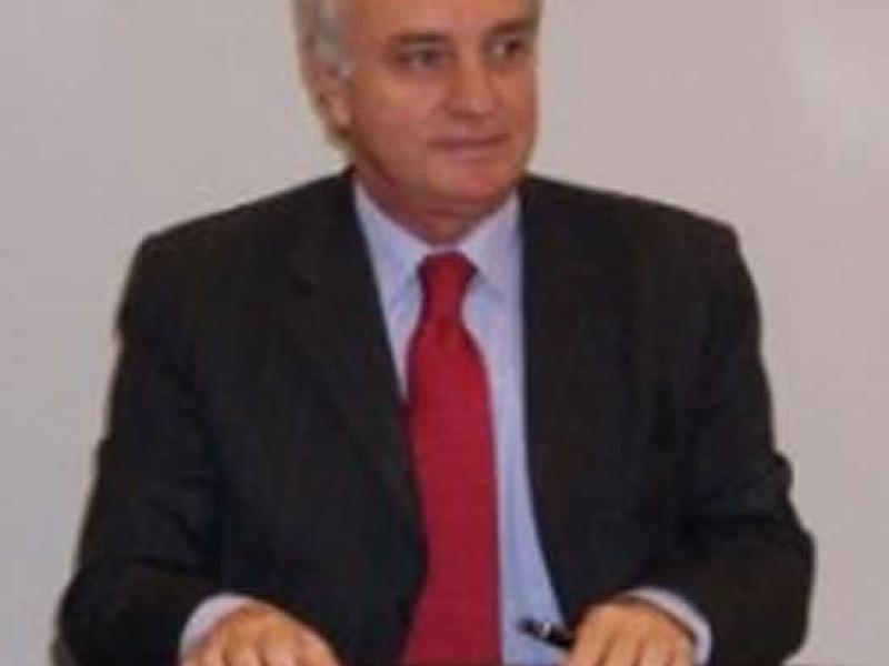 Βουτσινος Παιδειας