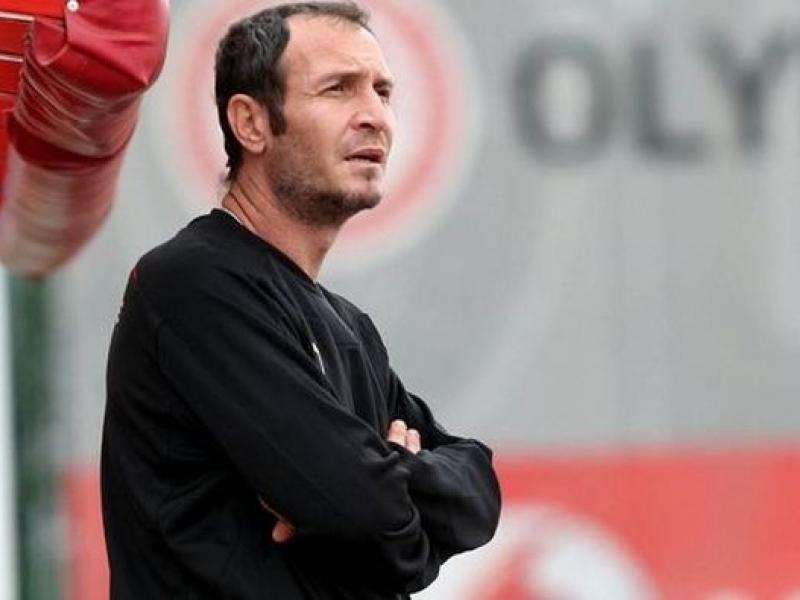 Αλέκος Αλεξανδρής