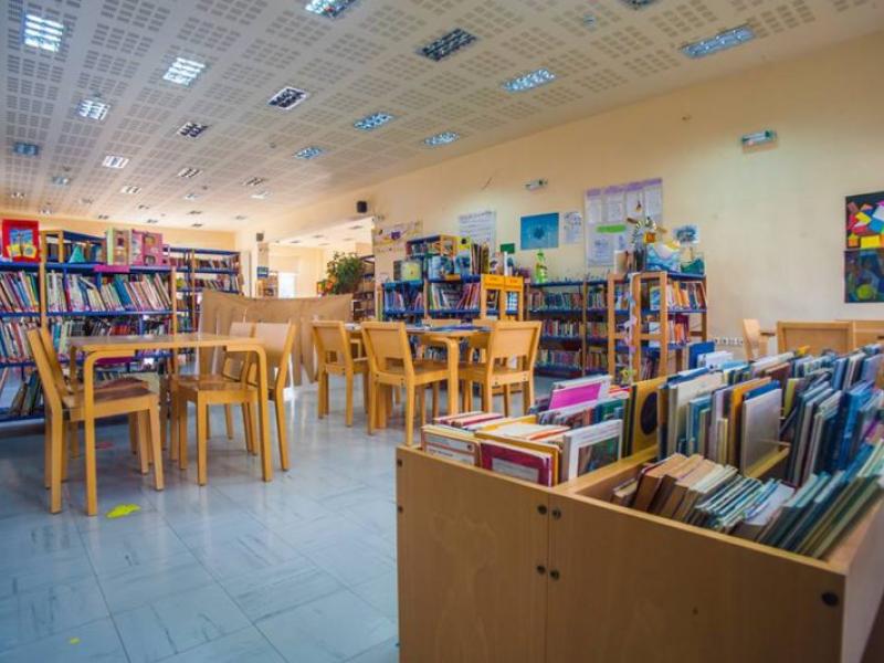 dimotiki-bibliothiki-katerinis-800x532.jpg