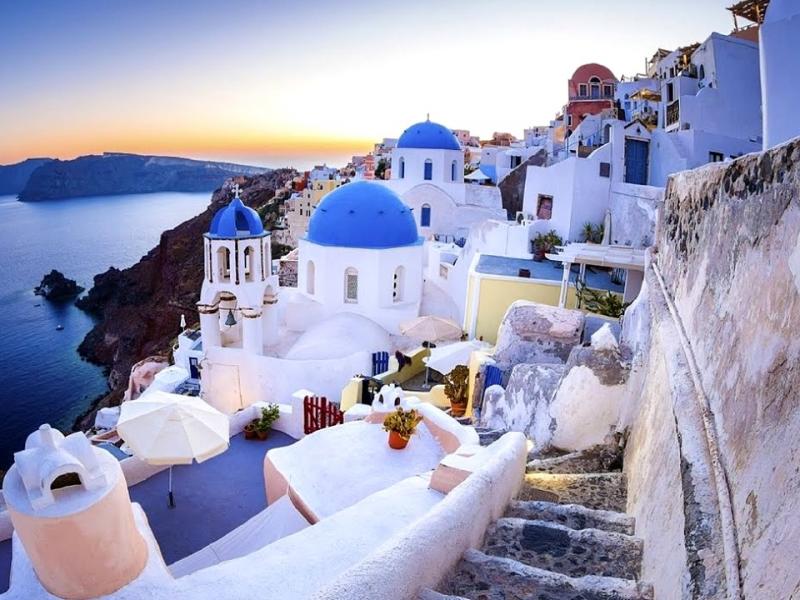 tourismos-santorini.jpg