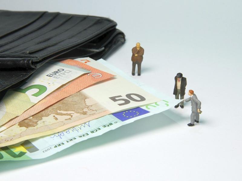 Συντάξεις Μαρτίου: Το χρονοδιάγραμμα πληρωμών