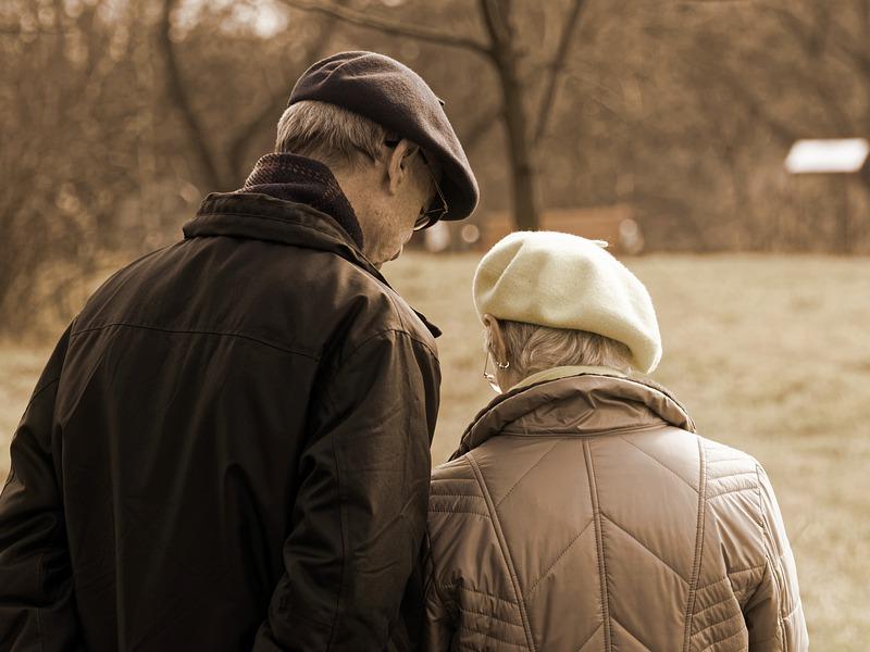 Προκαταβολή σύνταξης: Οι όροι, η διαδικασία & οι δικαιούχοι