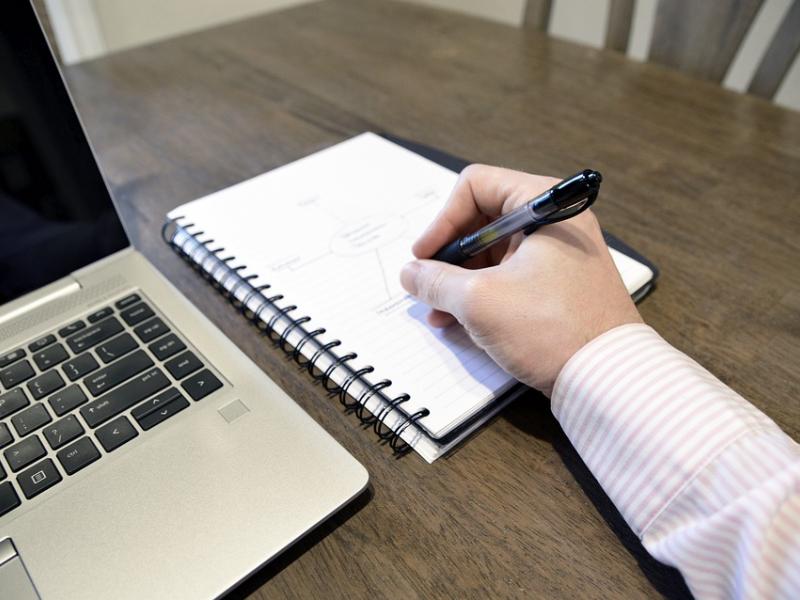 Επίδομα 534€: Άλλαξαν οι ημερομηνίες -Νέες διευκρινίσεις