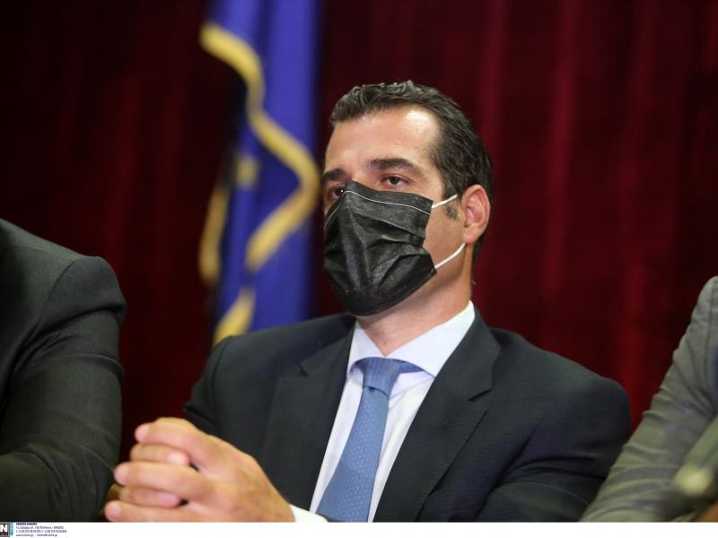 Θάνος Πλεύρης