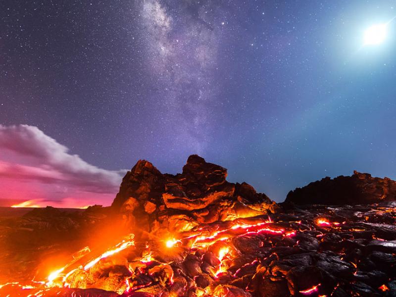 lava-milky-way-meteor-moon-mike-mezeul-ii-hawaii-2.jpg