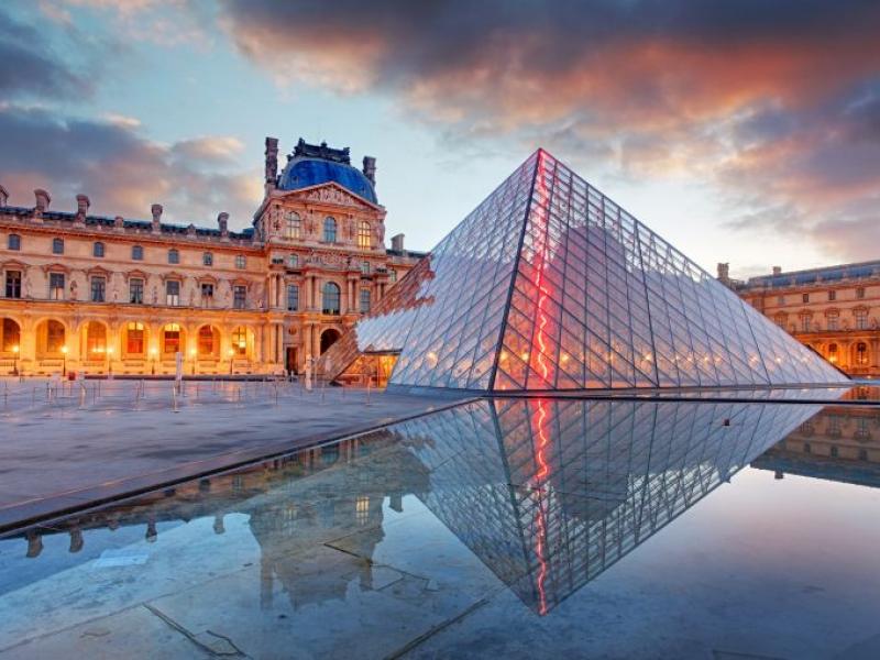 louvre_0.jpg