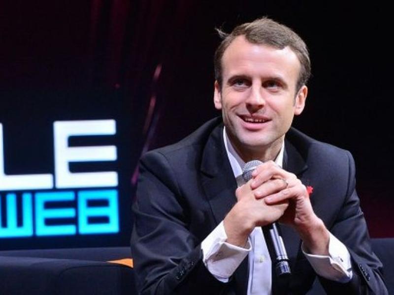 macron_6.jpg