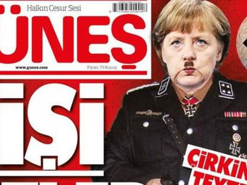 merkel_hitler.jpg