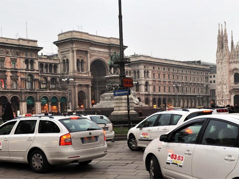 milan_taxi.jpg