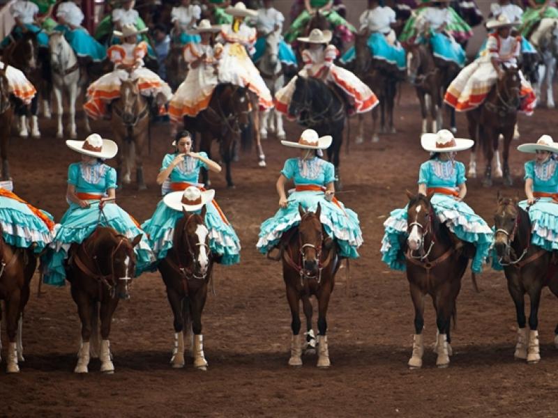 pb-110930-mexico-rodeo-nj-01_photoblog900.jpg
