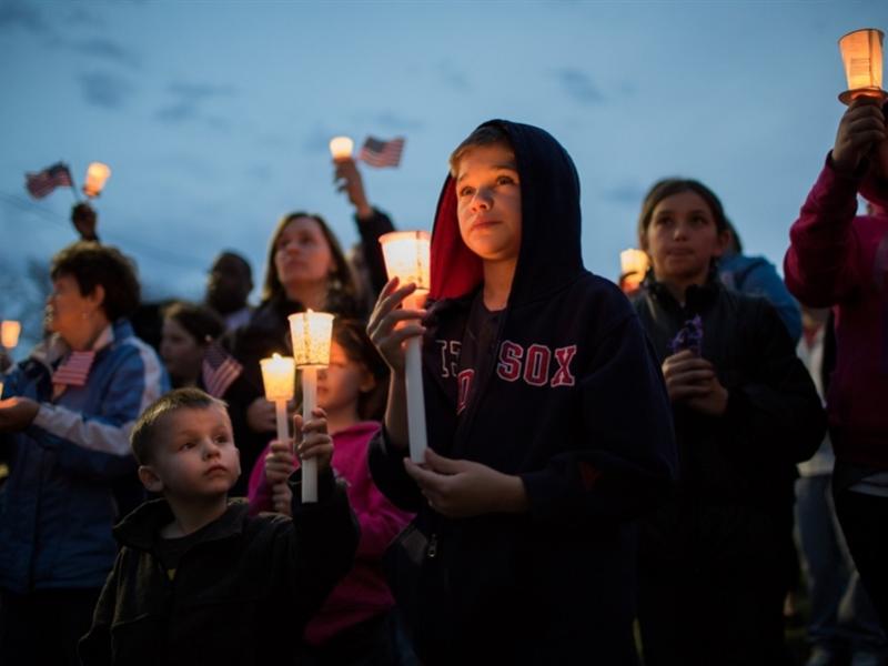 pb-130416-honoring-boston-bombing-jsa-07.photoblog900.jpg