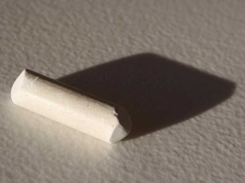 piece_of_chalk.jpg