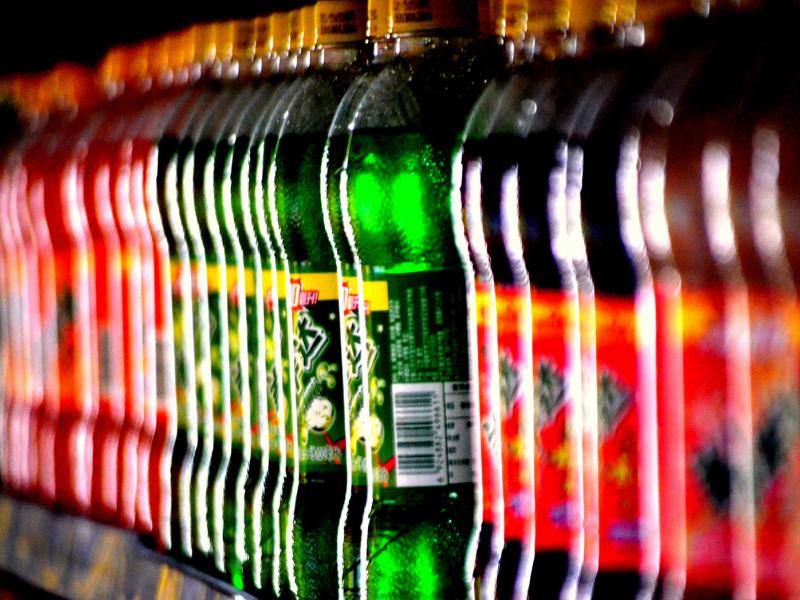 plastic-soft-drink-bottles.jpg