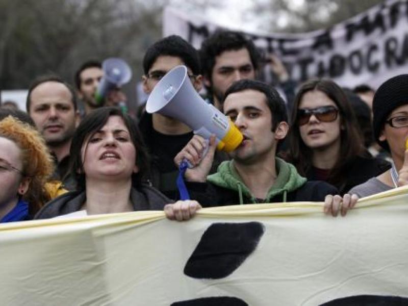 portugalprotesrt.jpg