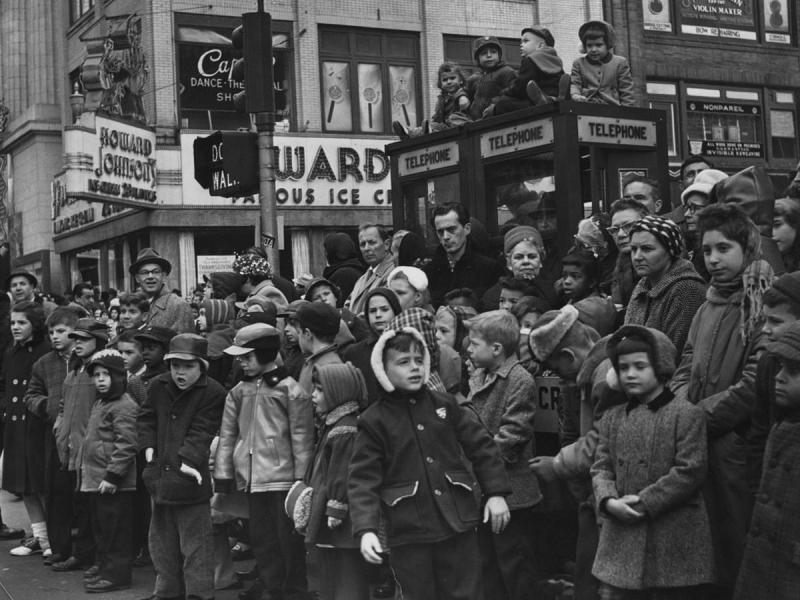 ss-111118-thanksgiving-parade-1961a.ss_full.jpg