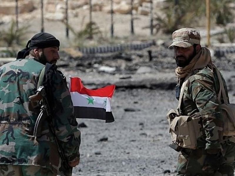 syrian_flag_soldiers.jpg