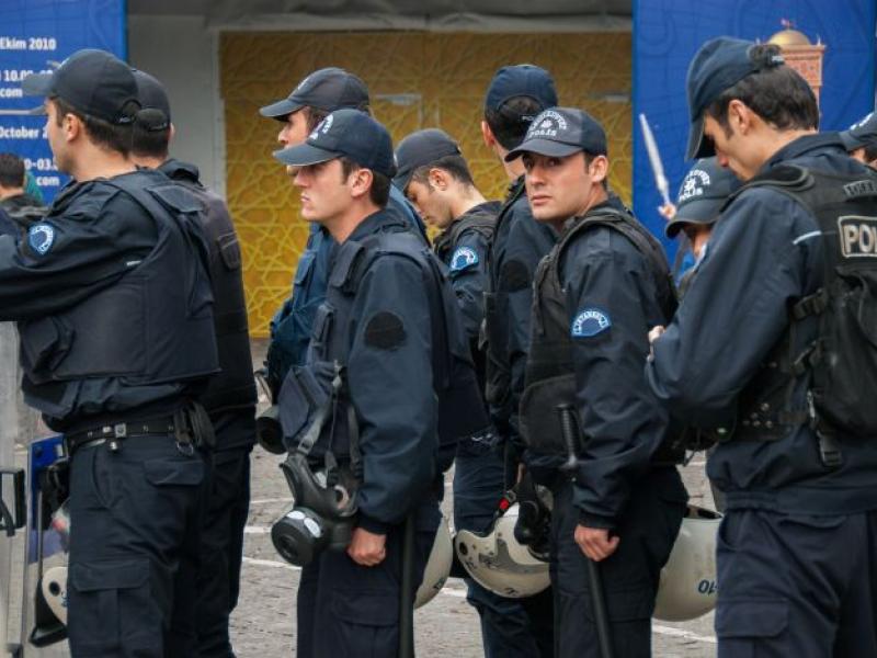 turkishpolice.jpg